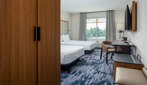 Room, 2 Queen Beds, Accessible Bathtub