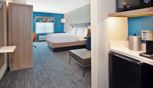 Standard Room, 1 King Bed with Sofa bed