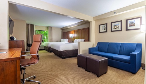 Suite, Multiple Beds, Accessible, Non Smoking