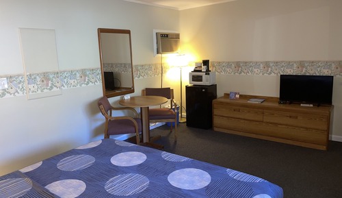 Standard Room, 1 King Bed