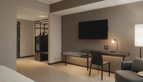 Standard Room, 1 King Bed, Balcony (Hearing Accessible)