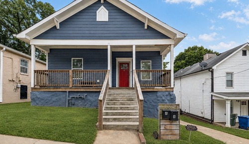 Classic Apartment, 4 Bedrooms, Pets Allowed