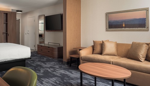 Suite, 1 King Bed, Non Smoking