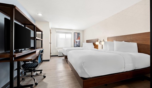 Basic Suite, 2 Queen Beds, Non Smoking