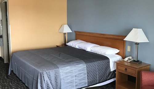 Standard Room, 1 King Bed, Non Smoking