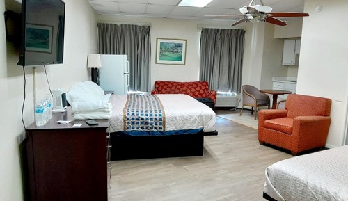 Executive Studio Suite