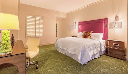 Deluxe Room, 1 King Bed