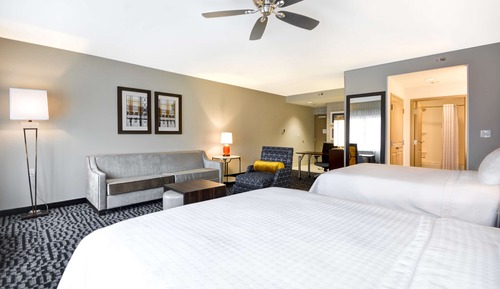 Suite, 2 Queen Beds, 1 Bedroom