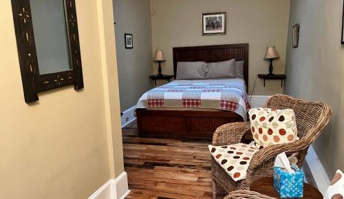 Queen Room