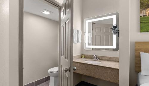 Double Room with Two Double Beds - Non-Smoking