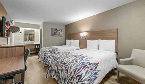 Deluxe Room with Two Double Beds Smoke Free