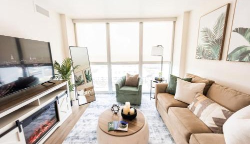 Apartment with City View