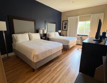 Standard Queen Room with Two Queen Beds