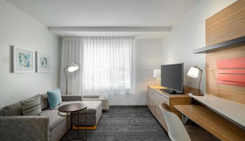 Two-Bedroom Suite