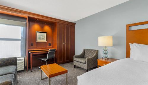 King Room with Sofa Bed - Non-Smoking