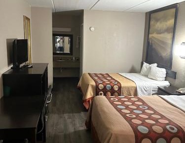 Double Room with Two Double Beds - Mobility Access/Non-Smoking