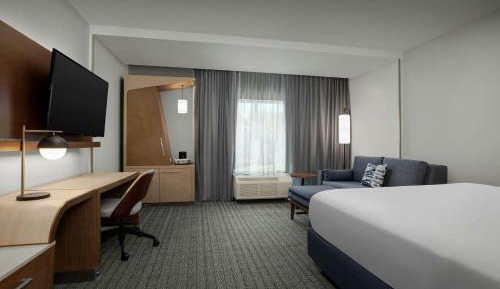 King Room with Sofa Bed