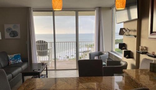 Studio Apartment with Balcony