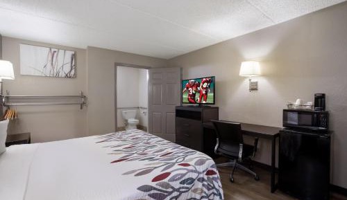 Deluxe King Room Disability Acccess Non-Smoking