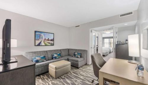 One-Bedroom Suite with Two Queen Beds and Sofa Bed