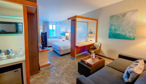 Queen Suite with Two Queen Beds and Trundle Sofa