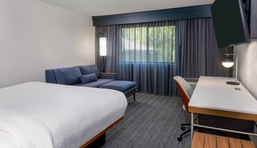 King Room with Sofa Bed