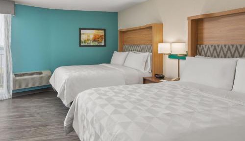 Standard Double Room with Two Double Beds