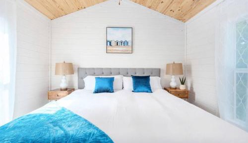 One-Bedroom Bungalow