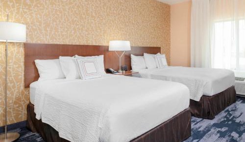 Queen Suite with Two Queen Beds and Sofa Bed - Hearing Accessible