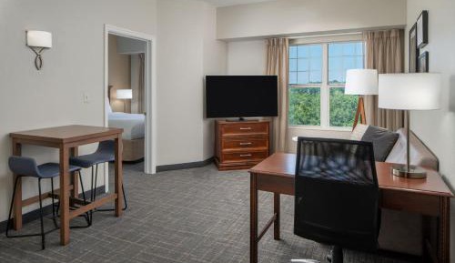 1 Bedroom Suites, 1 Queen, Sofa Bed