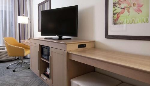 Queen Room with Two Queen Beds - Hearing Access/Non-Smoking