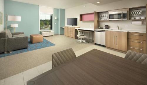 One-Bedroom King Suite - Non-Smoking