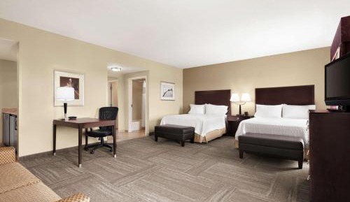 Queen Studio Suite with Two Queen Beds - Non-Smoking