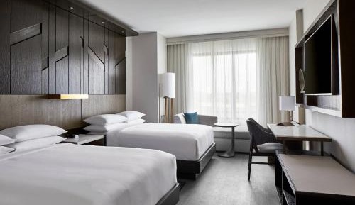Double Queen Room