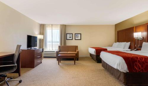 Queen Suite with Two Queen Beds - Non Smoking