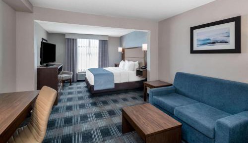 King Suite with Sofa Bed