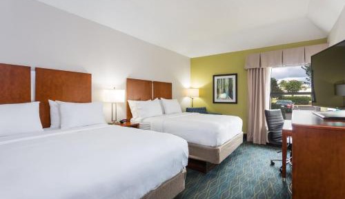 Standard Queen Room with Two Queen Beds