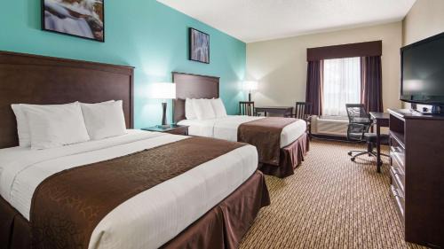 Queen Room with Two Queen Beds - Non-Smoking