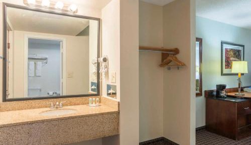 King Room - Mobility Access/Non-Smoking