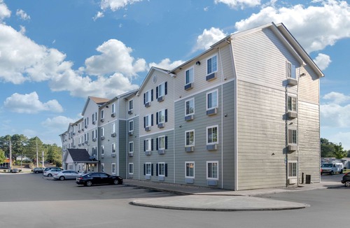 Huntsville Hotel | Suburban Extended Stay Hotel Huntsville University Area