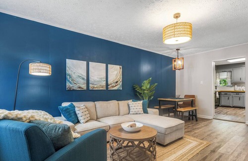 Garden City House | Stylish, Spacious, Convenient Location! 30Days+ ok