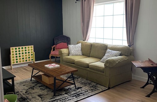Saint Elmo House | Little Coden Cottage - 12 minutes from Dauphin Island