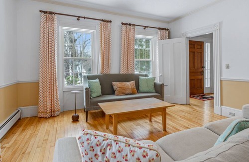 Woodstock House | Charming Retreat in heart of Woodstock, VT