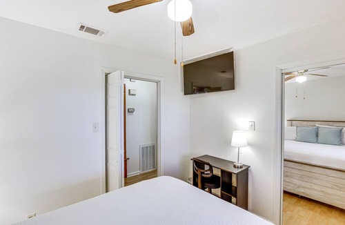 Albany House | Peaceful Albany Vacation Rental ~ 6 Mi to Downtown