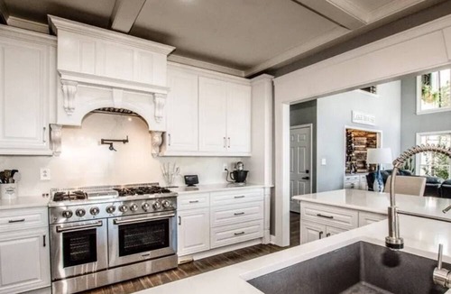 Mayhew House | New Listing! The White Lotus - Luxurious Waterfront home on Lk Norman - Pool - Private Beach - Dock