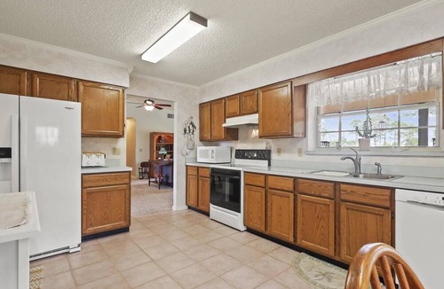 East Arlington House | Peaceful Pool Oasis At Blue Sky Golf Club - NEW ~ No Cleaning Fee~