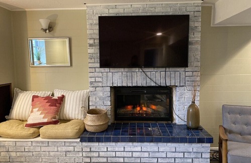 Glenn Haven Shores House | Pet Friendly! Summer home near the beaches of South Haven, and Saugatuck
