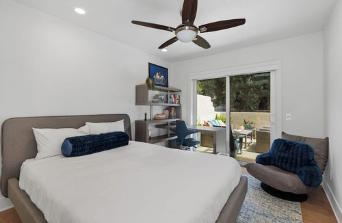 Del Mar Heights Condo | Torrey View Hideaway - Pet-Friendly Del Mar Rental with Ocean Views & A/C