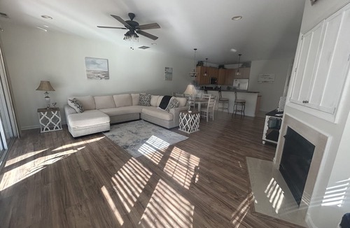 Selbyville House | ‘Dockside Retreat’ 3bd Townhome walking distance to the pool &3mil to the beach