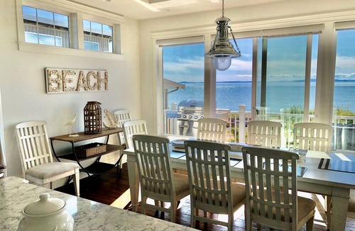 Ferndale House | Oceanfront Luxury Retreat at Sandy Point Shores.